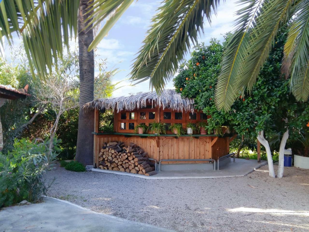 Bungalows Ingrid Tolo Exterior photo